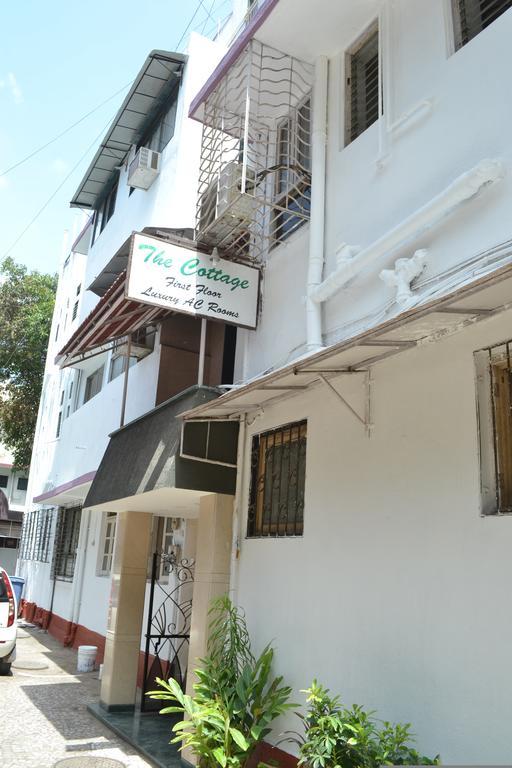 The Cottage Mumbai Eksteriør bilde